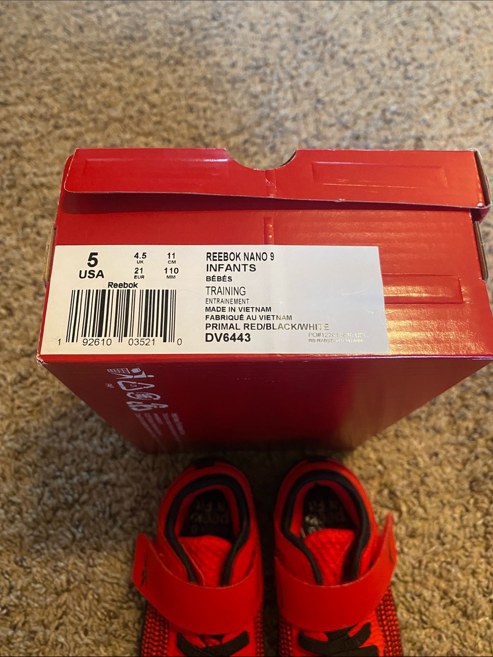 Reebok size 5 shoes - Picture 6 of 6